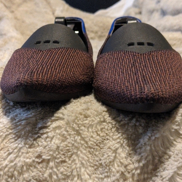 Rothy's The Point Flats Truffle Python - Picture 4 of 7